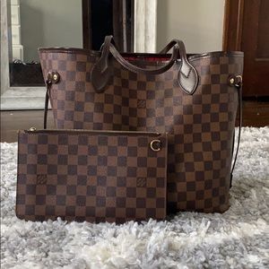 Louis Vuitton Neverfull MM in Damier Ebene/Cherry